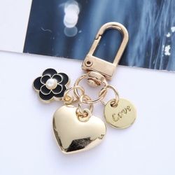 Brand New Elegant Gold Toned Heart Love & Black Camellia Key Chain & Bag’ Charm