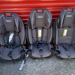 Car seats (convertible)