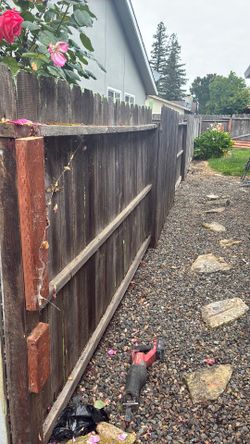 Free fence