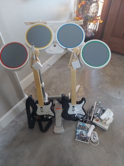 Rock Band bundle with console Rockband Guitar Hero