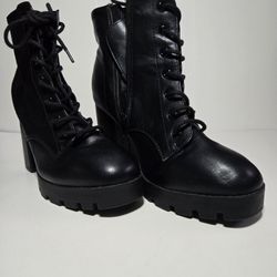 Black Boots Size 8