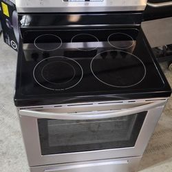 Frigidaire 30'' 5 Burners Glas Top Electric Stove