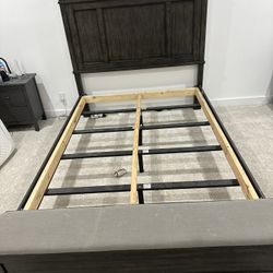 Queen bed Frame