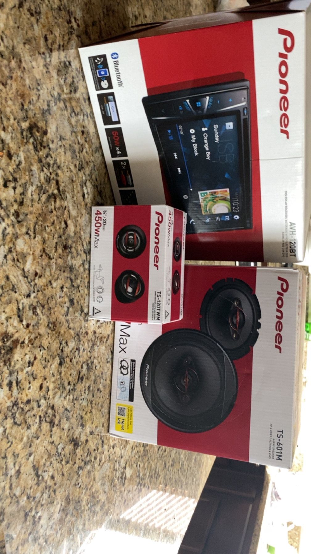 Stereo it’s Brand New Never Used Lmk OBO