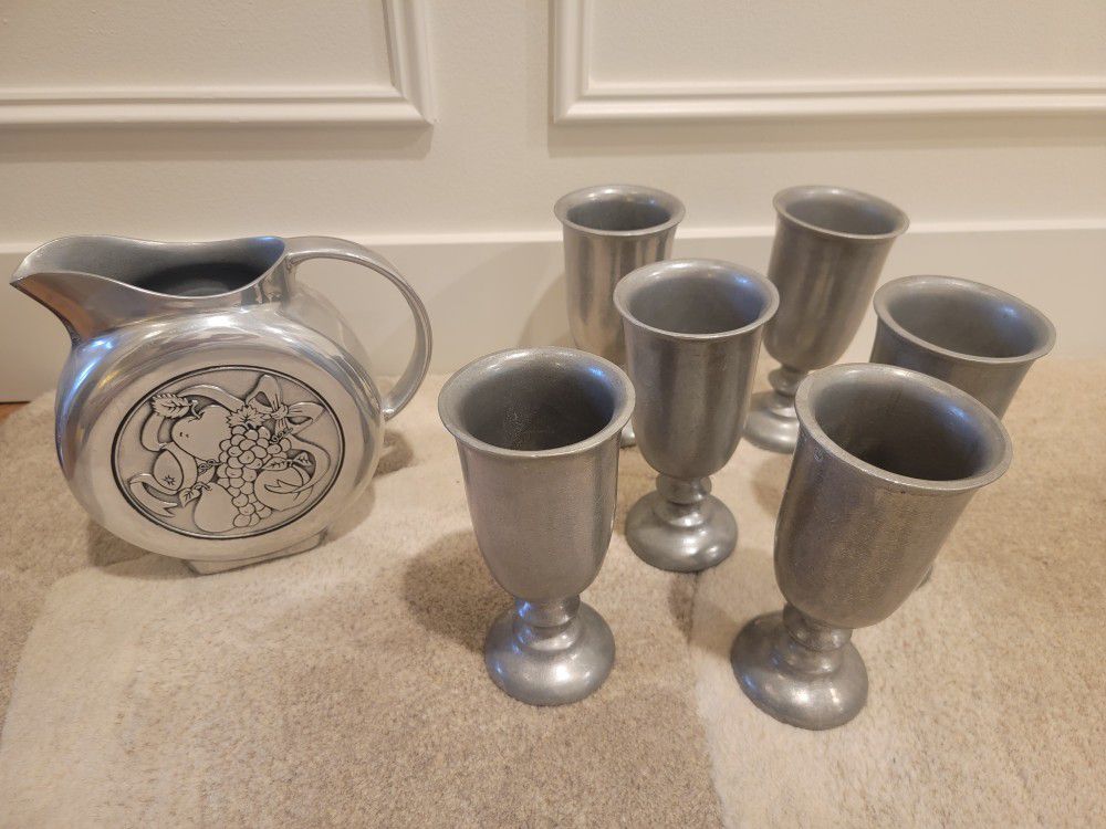 Vintage Wilton Pewter ARMETALE FRUIT AND RIBBONS PITCHER & 6 Goblets

