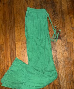 women green straight pants