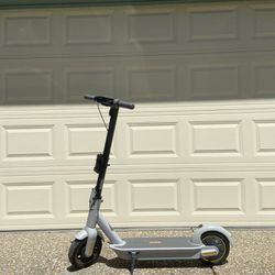 Segway ninebot electric scooter MAX G30P 