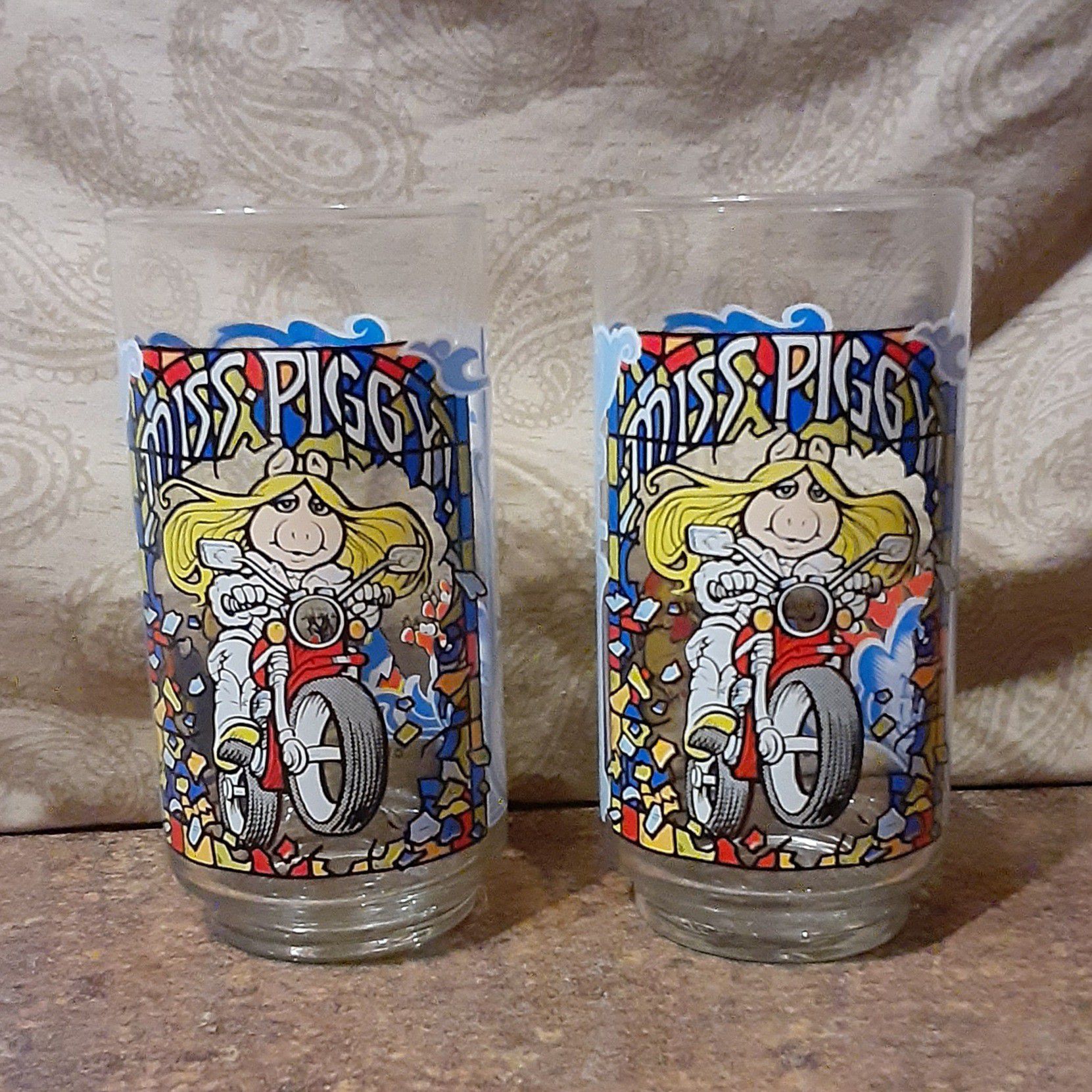 Vintage 1981 Miss Piggy "The Great Muppet Caper" Henson/McDonald's Collectible Glass (Lot of 2) - VGC