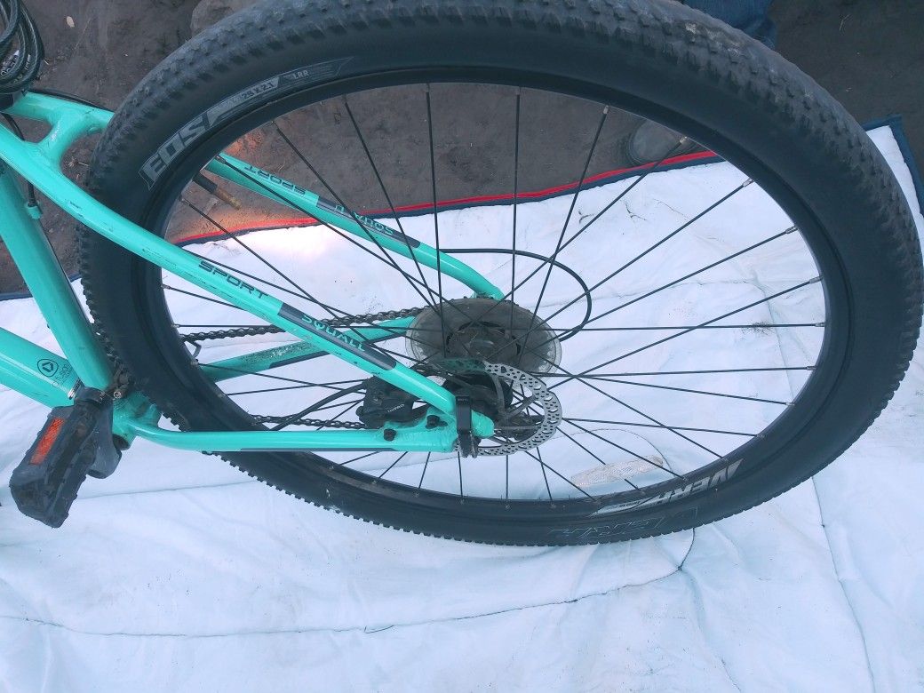 Breezer squall 29 online mountain bike