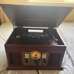 VICTROLA 6 in 1 Record Player