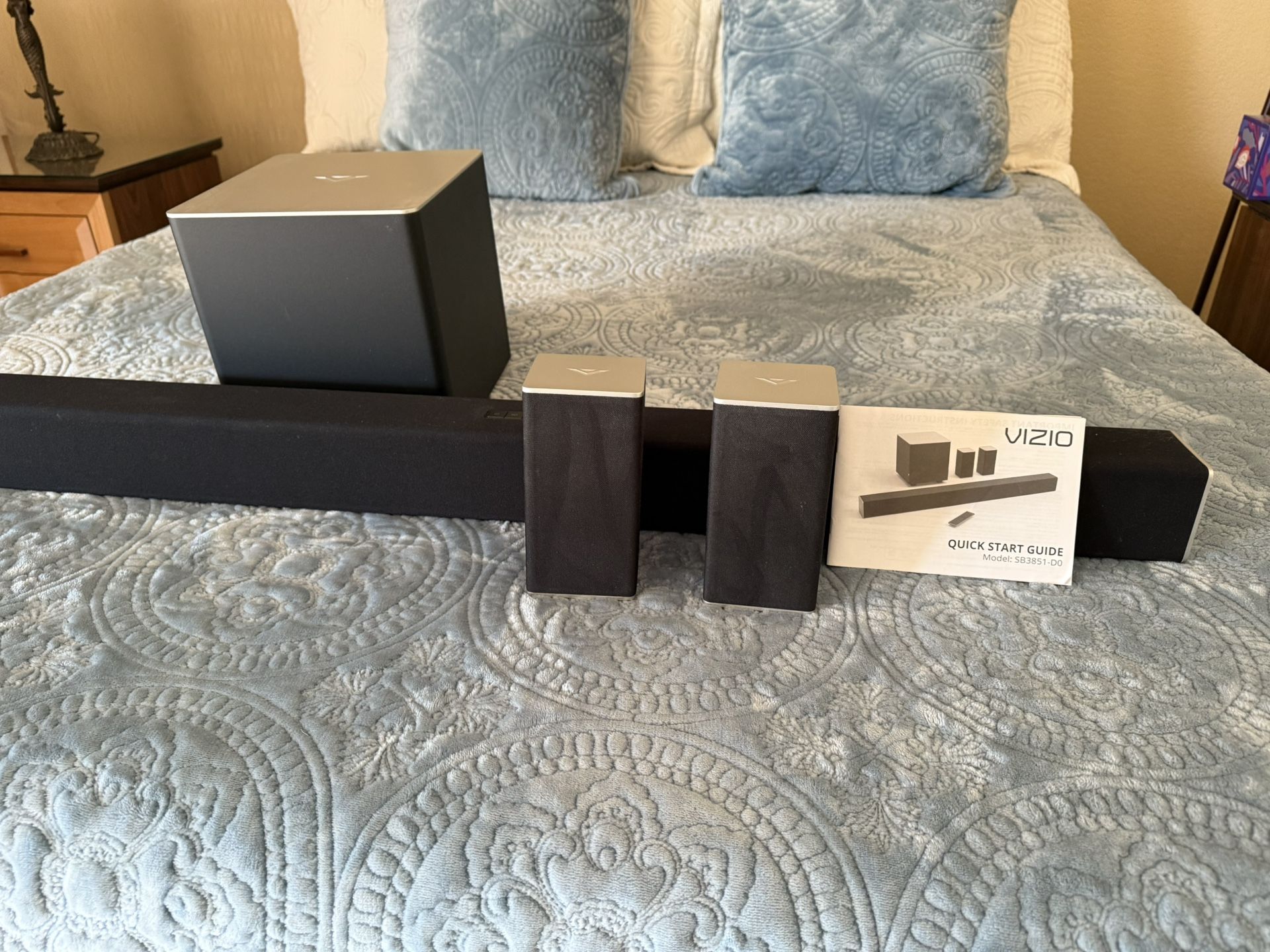 Vizio Surround Sound Speaker Set 