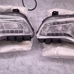 Stock CHRYSLER 300 Headlights 