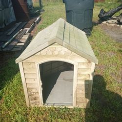 Dog House Medium 