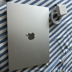 MacBook Air M4 13”