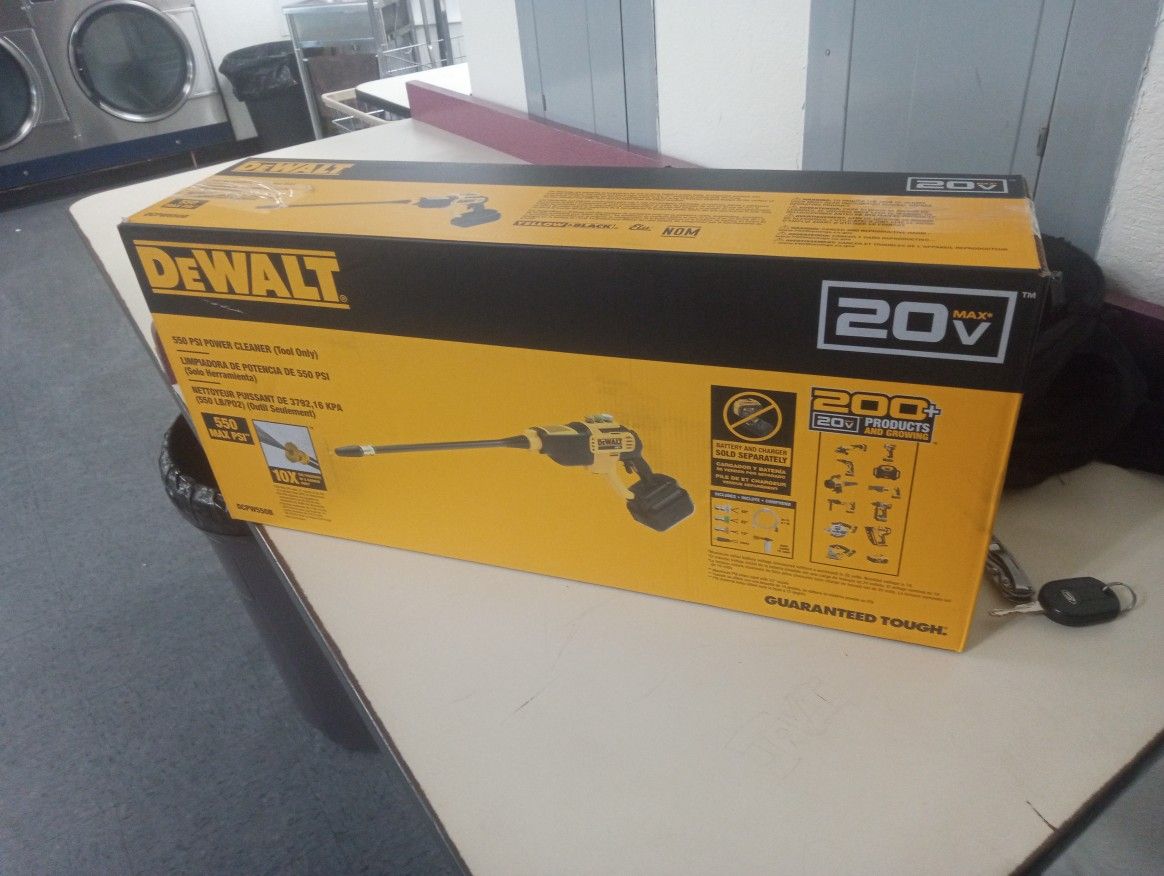DeWalt 550 Psi Power Cleaner