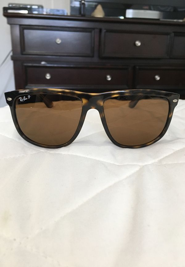 Ray ban sunglasses for Sale in West Palm Beach, FL - OfferUp