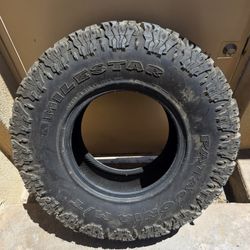 37X12.50R17 LT  M/T BRAND NEW WITH NUBS ON IT !!!