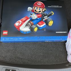 LEGO Mario w/ Standard Kart