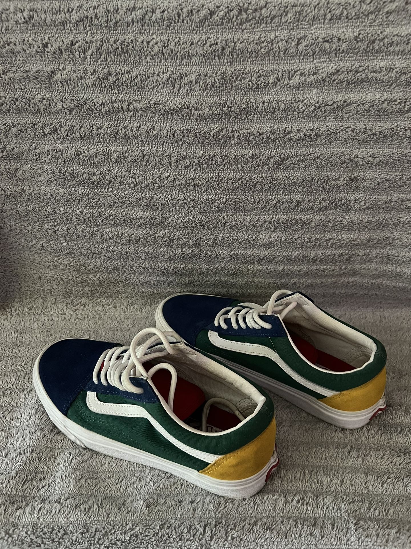 Vans Yacht Club, Size US Men 6 - US Women 7.5