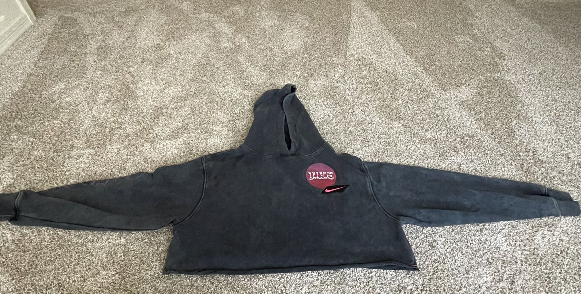 Nike Cropped Hoodie Women’s Size Small Blue-Gray With Pink Patch