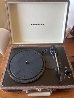 Crosley Portable Suitcase Turntable Record Player