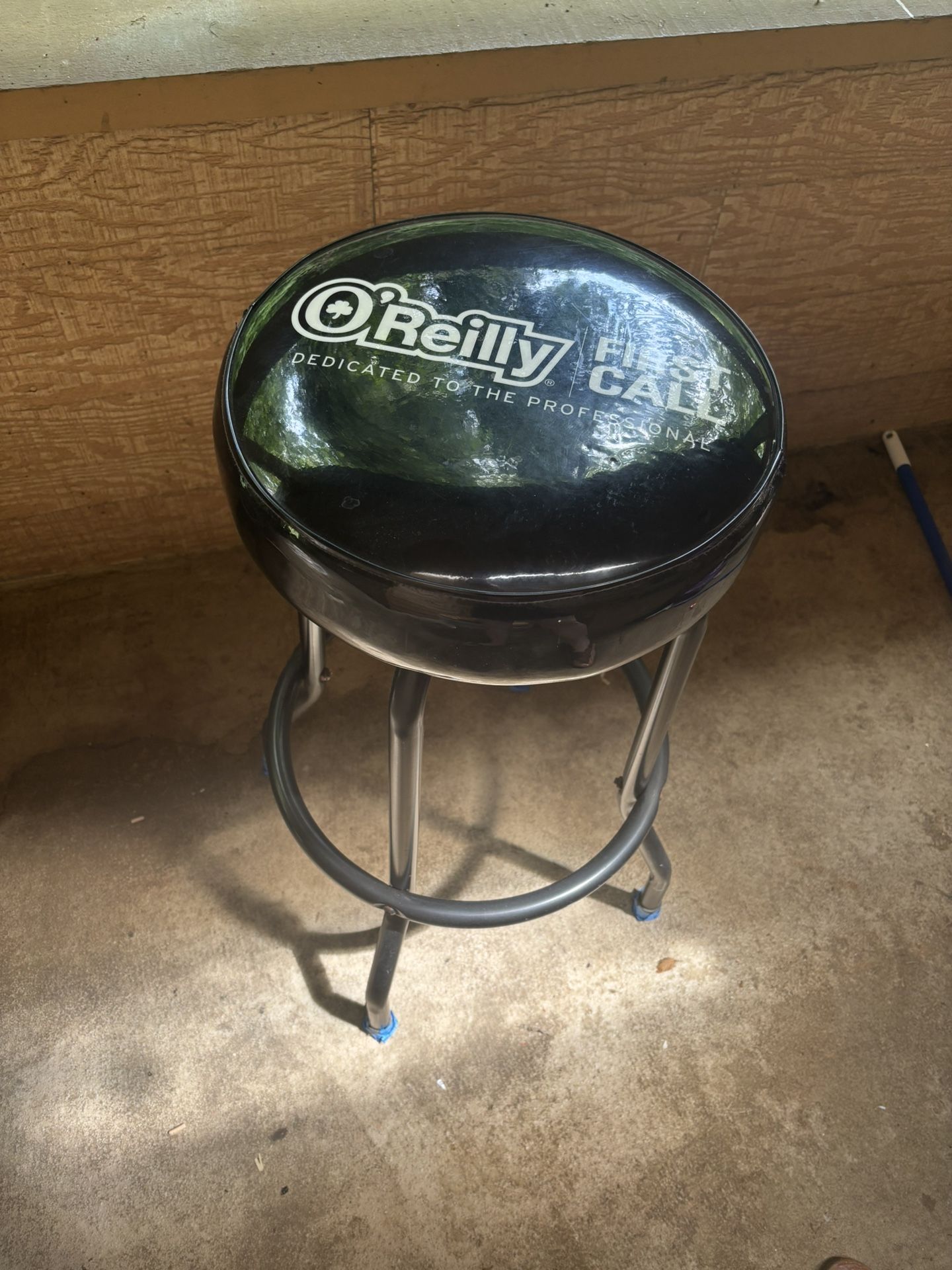 O’Reilly Workshop Stool