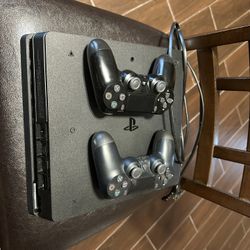 PlayStation 4 PS4 With 3 Controllers And Power Cord Works Perfect!