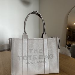 Large Marc Jacob’s Tote Bag 