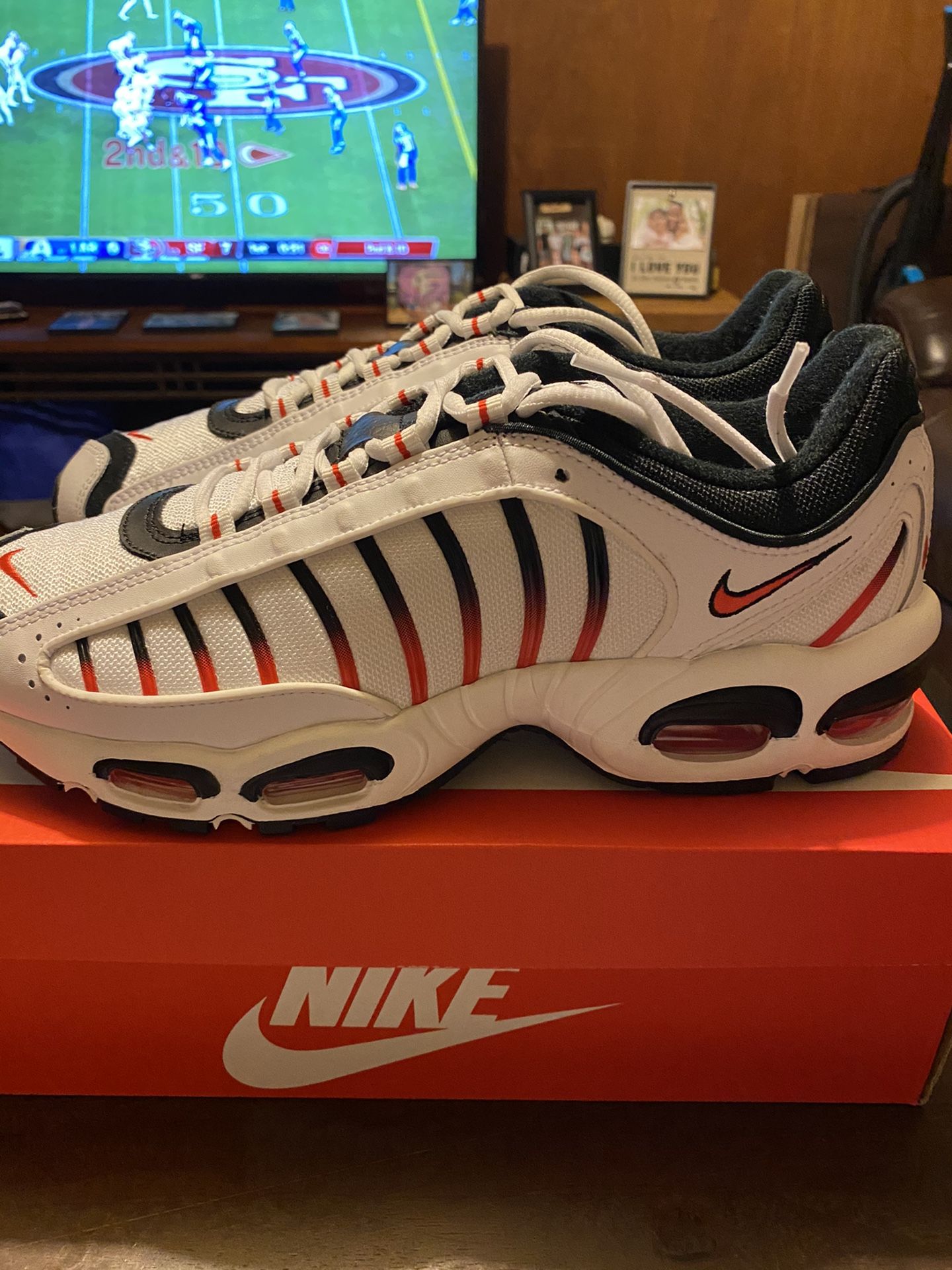 Nike Air Max. Size: 11