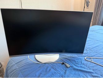 Samsung CH711 Series Curved Monitor, 27-inch, QLED display.