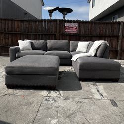 Grey Sofa Sectional W/ Ottoman 