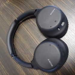 Sony Noise Cancelling Headphones WHCH710N