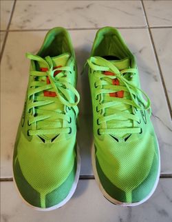 Brooks Draft XC running shoes size 8.5 Men's