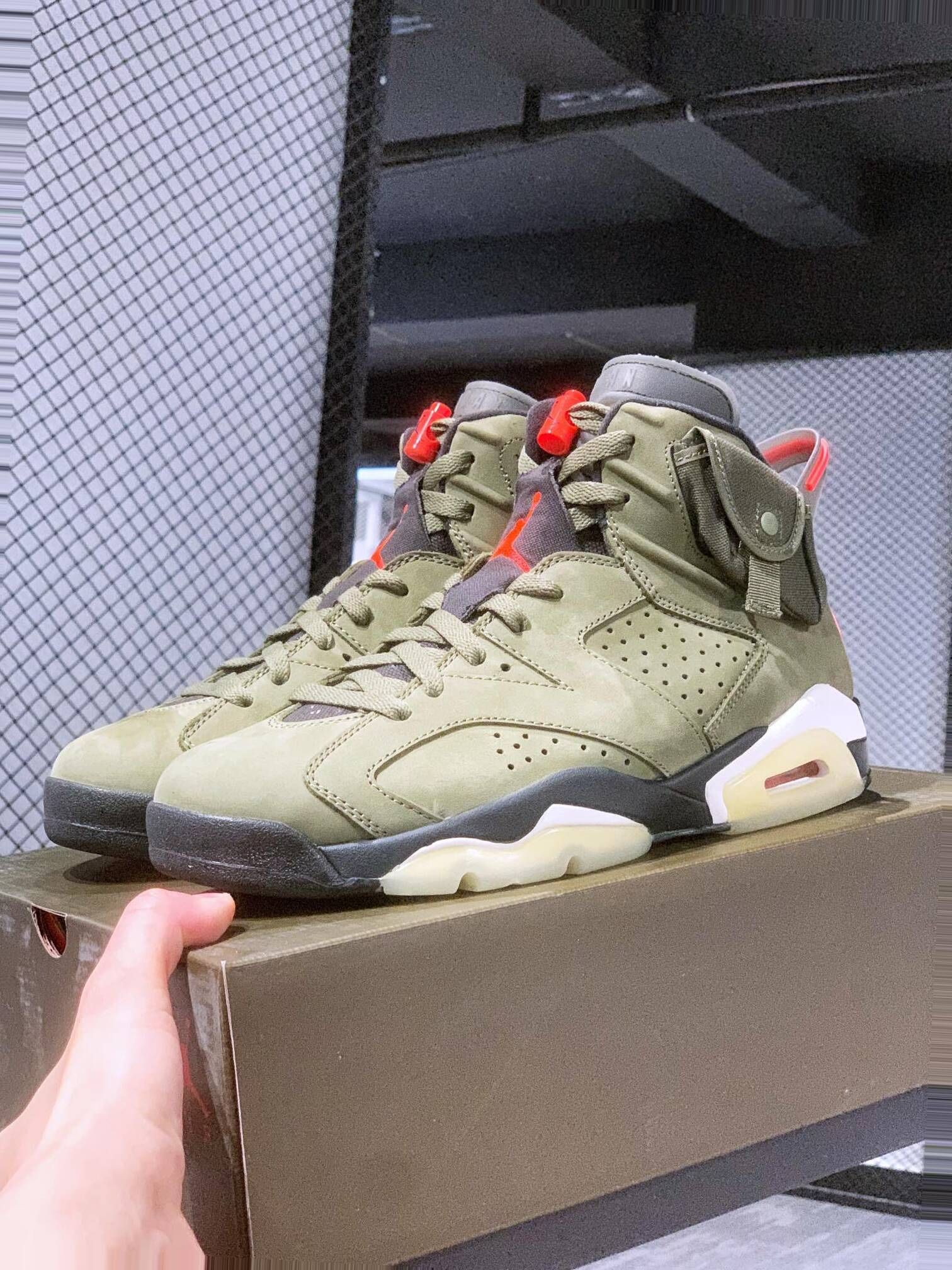 Jordan 6 Travis Scott 37 