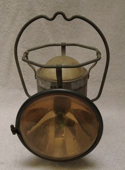 Vintage Delta Powerlite Lantern - $25 (Chino)