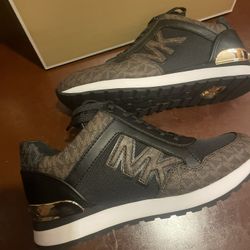  Michael Kors Black & Brown Maddy Logo Trainer - Women's Size 7