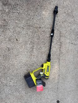 Ryobi Portable Pressure Washer (Please Note: Does Not Spray Water) The motor starts but the water does not spray out. Not sure what’s wrong with it. $