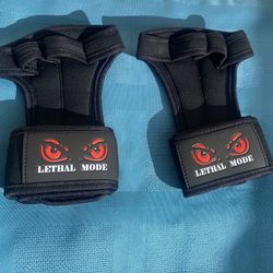 Lethal Mode Weightlifting Gloves With Wrist Strap 