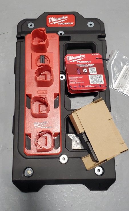 Milwaukee Packout Wall Mount w/ M12 Adapter 