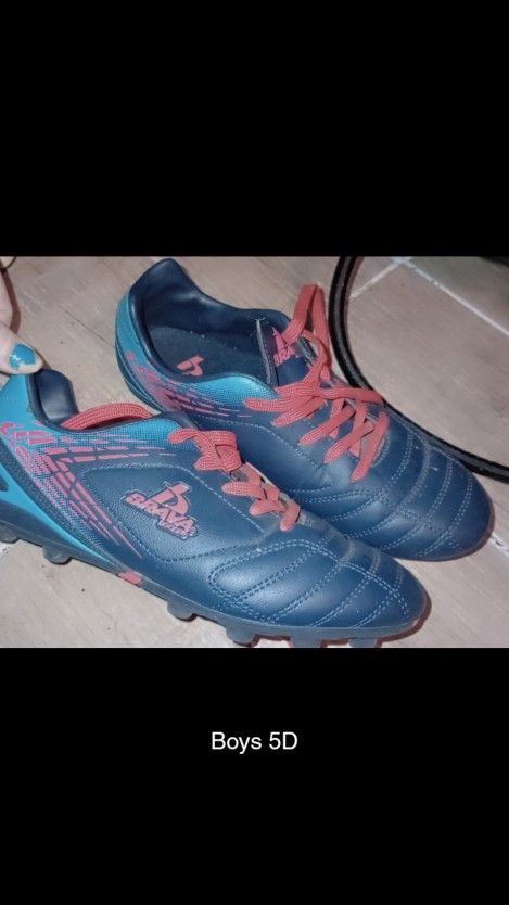 Boys Cleats Soccer I Believe?