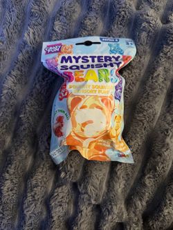 MYSTERY SQUISHY