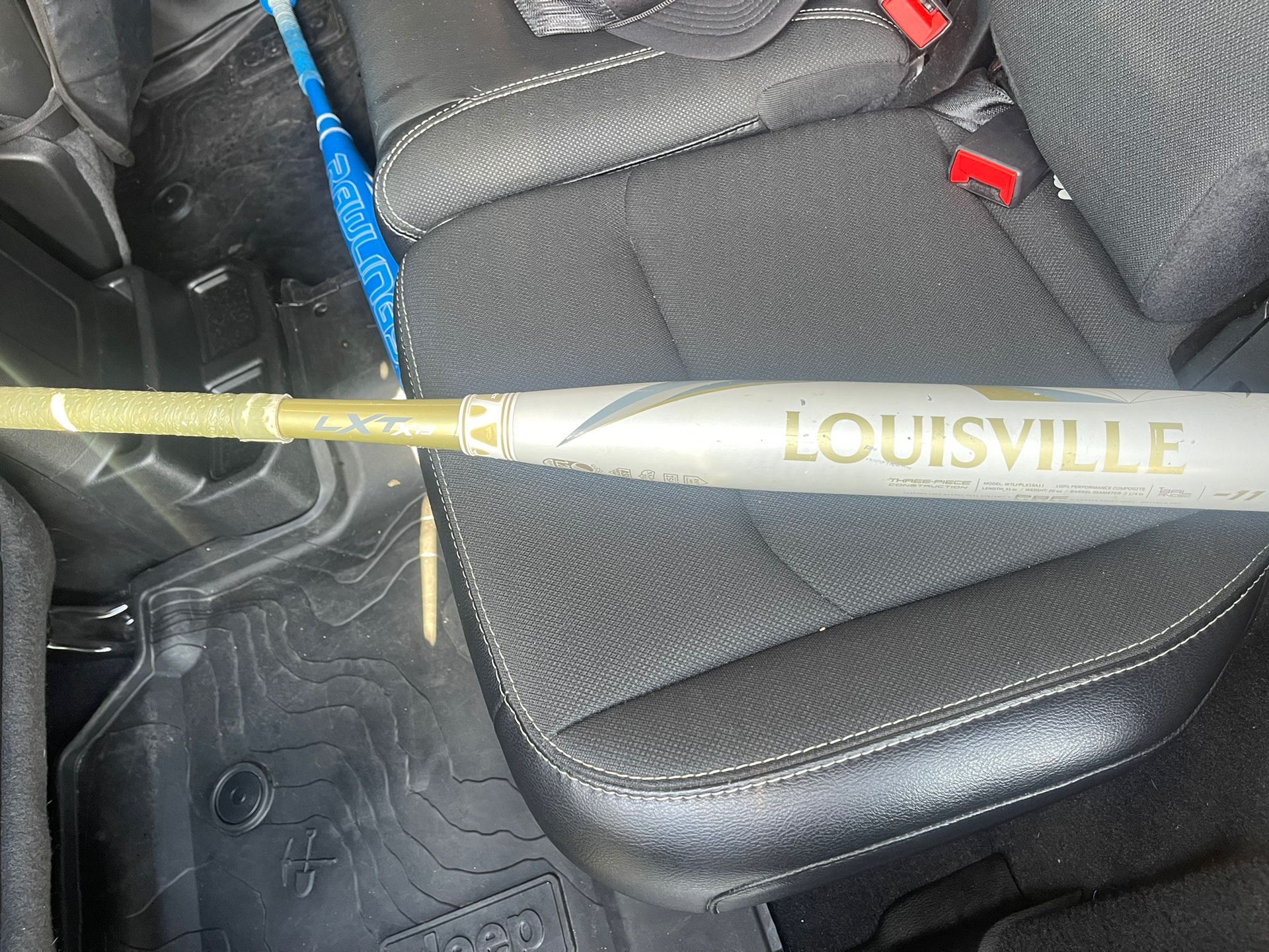 Louisville LXT