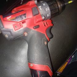 Milwaukee M12 FUEL 1/2" Hammer Drill 