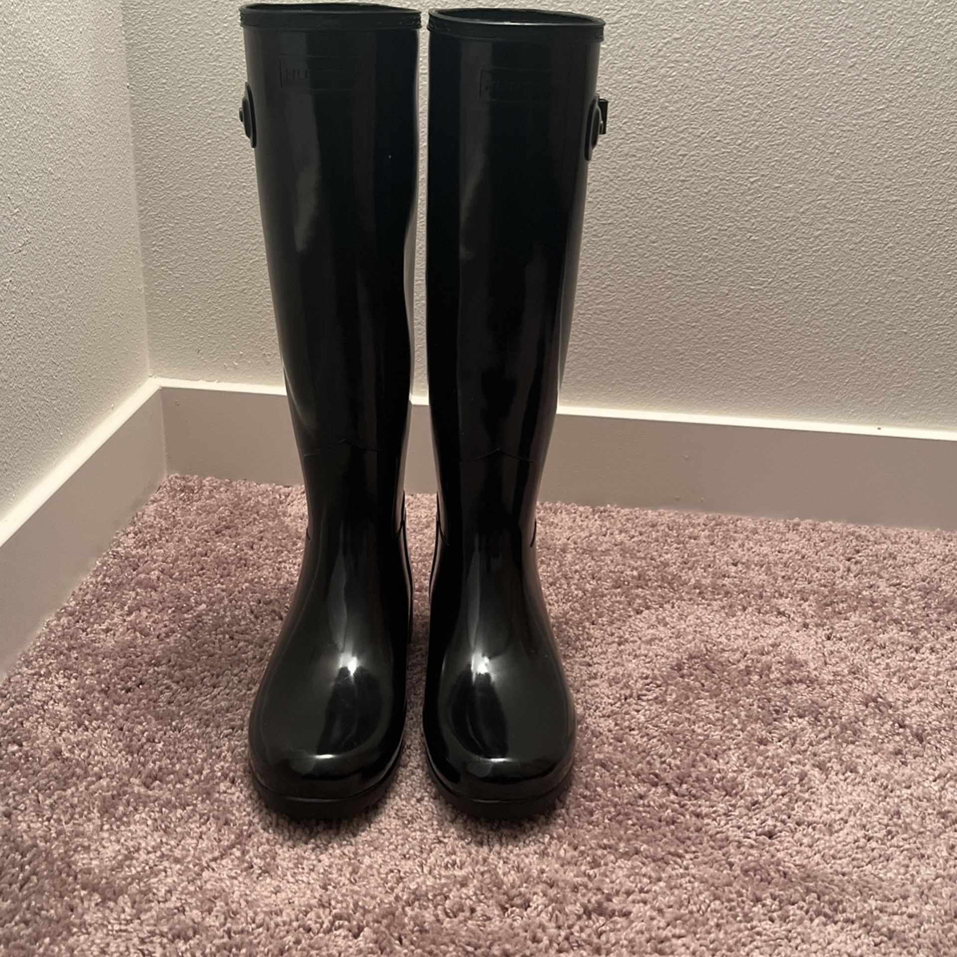 Hunter Black Glossy Rain Boots