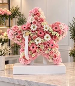 Star Flower Arrangement