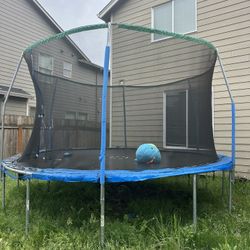 Big Trampoline 