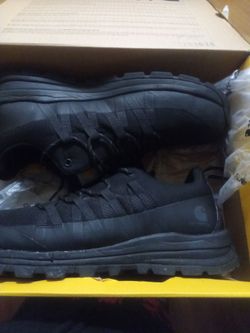 Co hart steel toe shoes