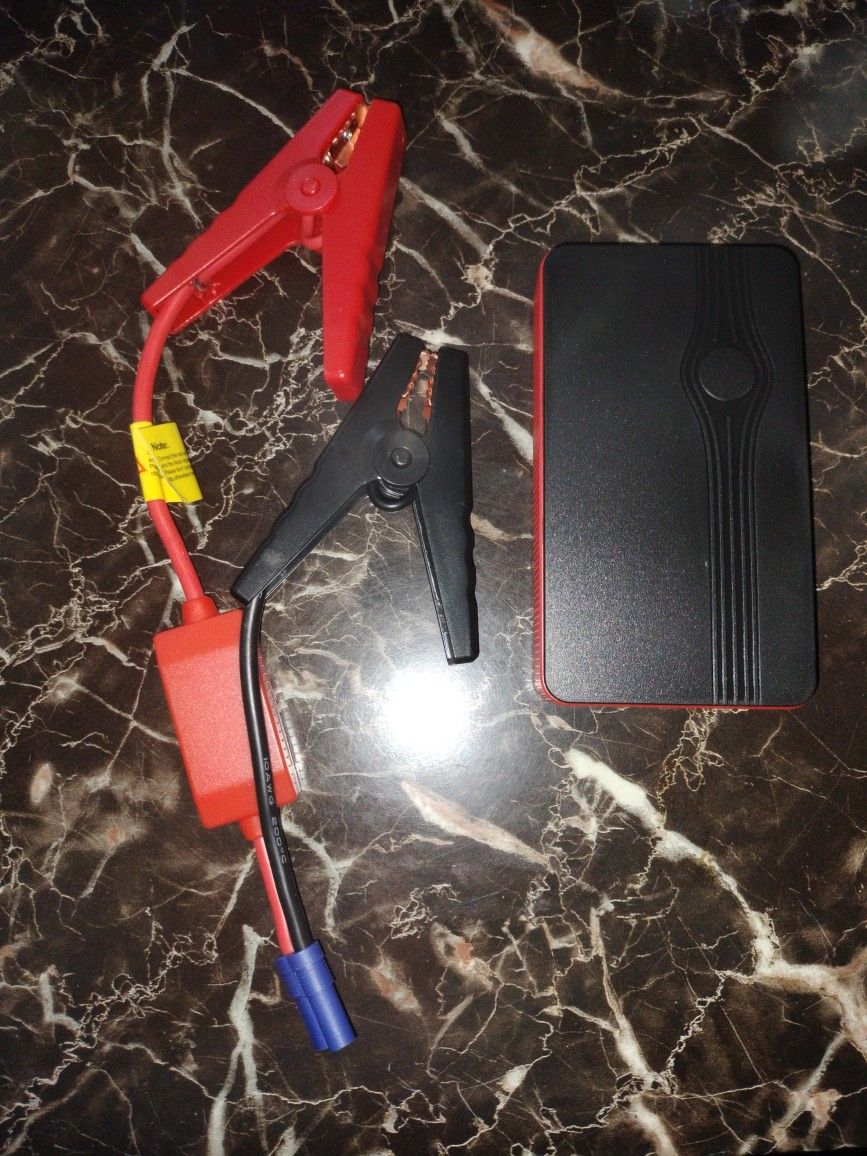 Portable Car Battery Jump Starter 3000 Amps
