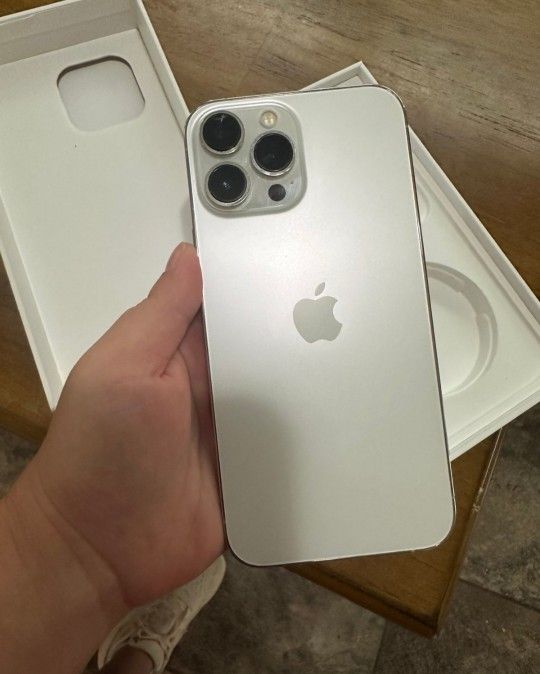 🍎 I Phone 13 Pro M Ax