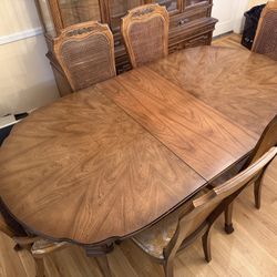 1960s Dining Set - Walnut Real Wood - Extends 65-101" - Seats 6 - Vintage